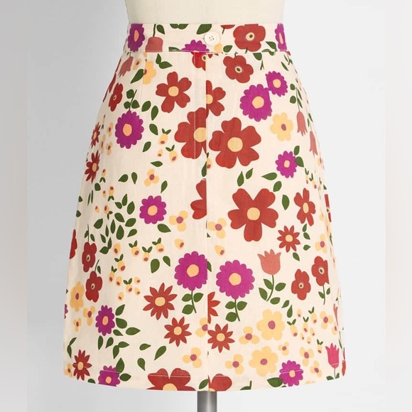 MODCLOTH x PRINCESS HIGHWAY NWOT Floral Mini Skirt‎ in Cream - Picture 2 of 12